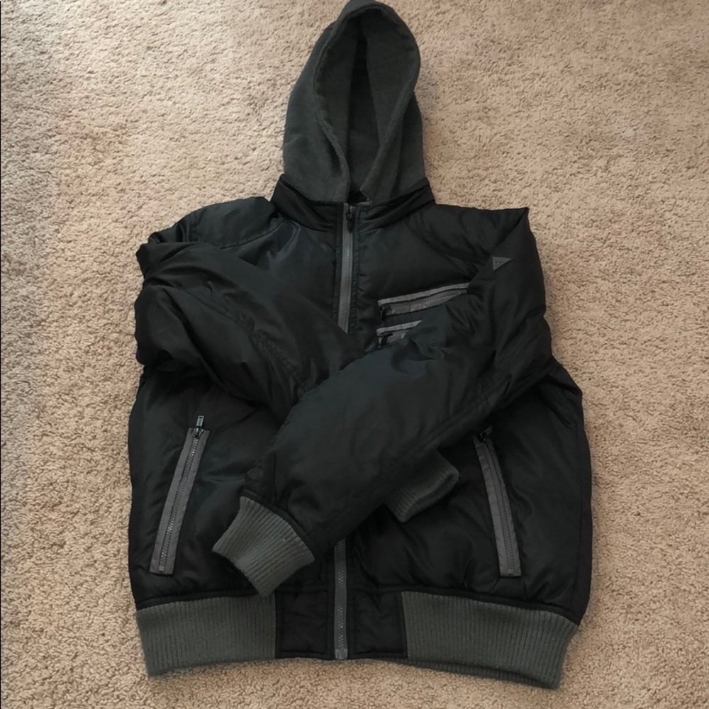 Guess Black Puffy Jacket 1 Hour LAST SALE